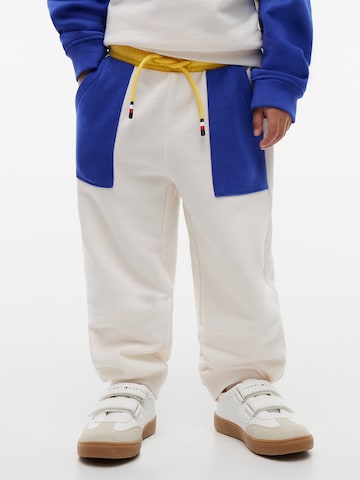 Loosefit Pantalon TOMMY HILFIGER en blanc : devant