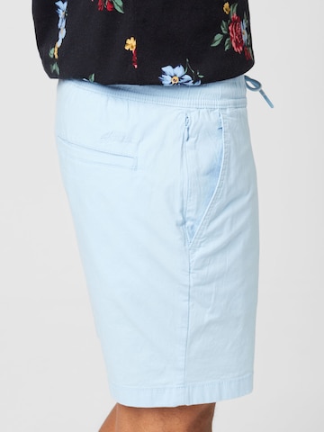 HOLLISTER Normalny krój Spodnie w kolorze niebieski