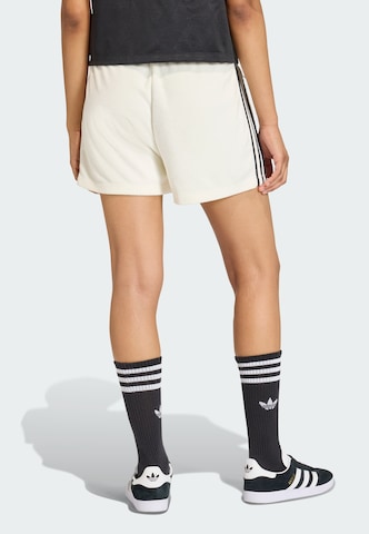 Loosefit Pantalon 'Firebird' ADIDAS ORIGINALS en blanc