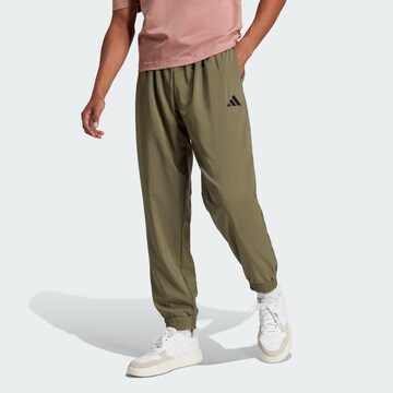 Effilé Pantalon de sport 'Essentials' ADIDAS SPORTSWEAR en vert : devant