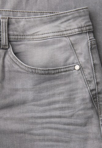 STREET ONE Regular Jeans in Grey