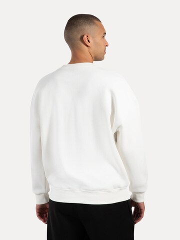 Smilodox Sweatshirt 'Riven' in Beige