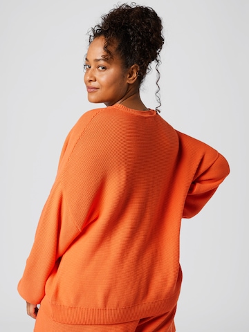 A LOT LESS Sweater 'Naja' in Orange