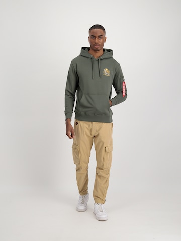 ALPHA INDUSTRIES Sweatshirt in Green