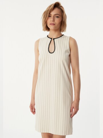 Ana Alcazar Jurk 'Zassy' in Wit