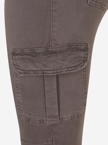 Coupe slim Pantalon cargo 'MISSOURI' Only Petite en marron