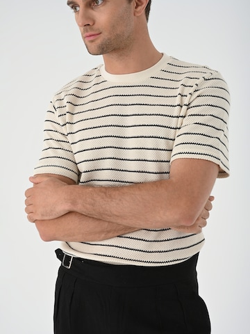 Antioch Shirt in White