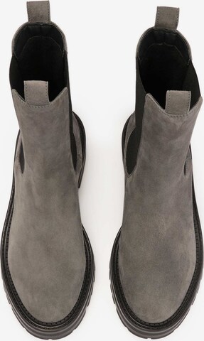 Kazar Chelsea Boots in Grey
