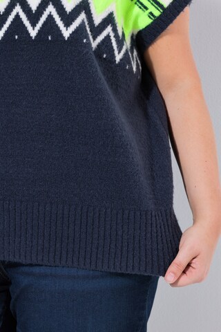 Ulla Popken Sweater in Blue