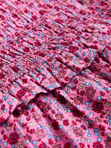 Next Overall in Roze