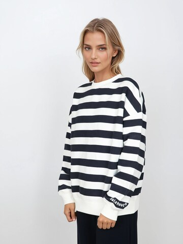 salzhaut Sweatshirt in Blau