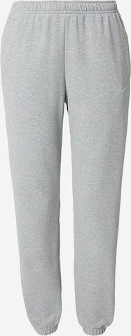 Pantaloni 'Studio Fleece' de la Nike Sportswear pe gri: față
