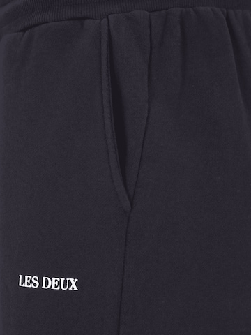 Effilé Pantalon 'Lens' Les Deux en bleu