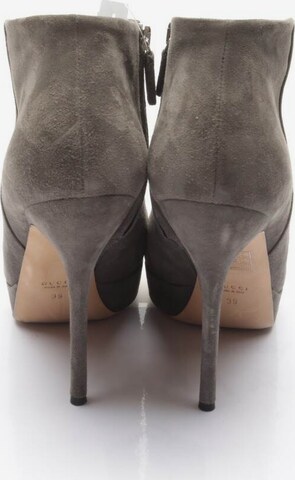 Gucci Dress Boots in 39 in Grey