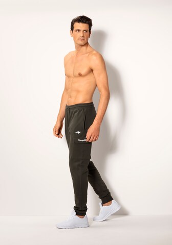 KangaROOS Tapered Hose in Grün