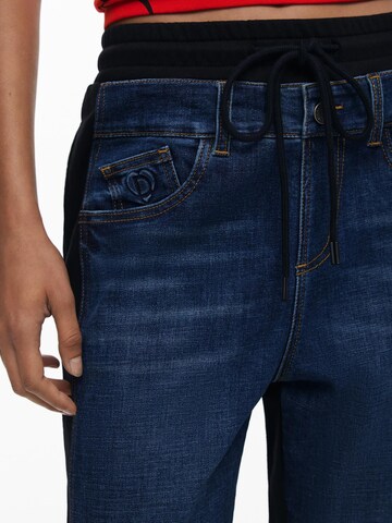 Tapered Jeans de la Desigual pe albastru