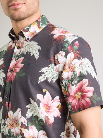 Coupe regular Chemise Lindbergh en noir