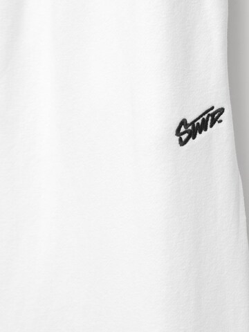 Pull&Bear Lużny krój Spodnie 'STWD' w kolorze biały