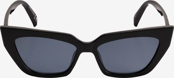 Leslii Sunglasses in Black
