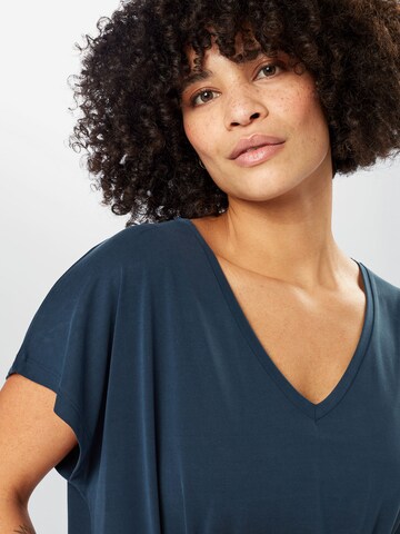 KAFFE CURVE T-Shirt 'Clina' in Blau