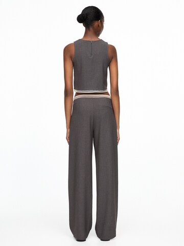 Regular Pantaloni de la Pull&Bear pe gri