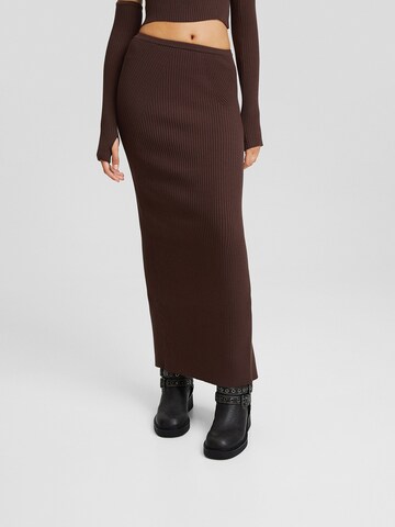 Bershka Skirt in Brown: front