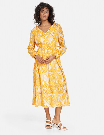 TAIFUN Kleid in Gelb