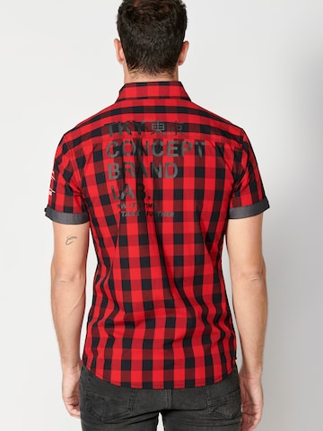 KOROSHI - Ajuste regular Camisa en rojo