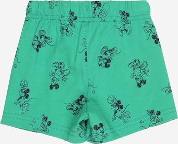 GAP Regular Shorts in Grün