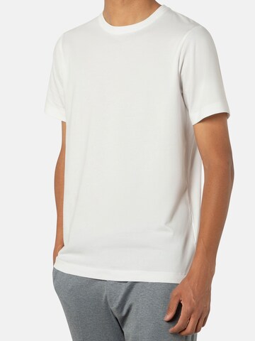 BENVENUTO Shirt in White