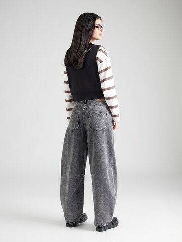 Barrel Jeans di ROXY in grigio