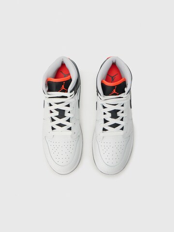 Jordan Кроссовки 'AIR JORDAN 1' в Белый