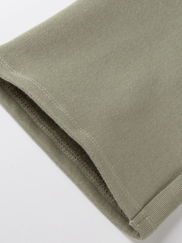SIGIKID Regular Trousers in Green
