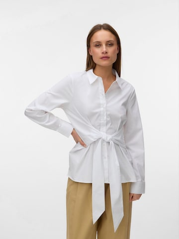 Camicia da donna 'AWALVA' di VERO MODA in bianco: frontale