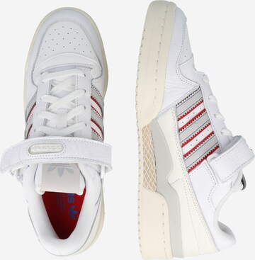 ADIDAS ORIGINALS - Sapatilhas baixas 'Forum' em branco