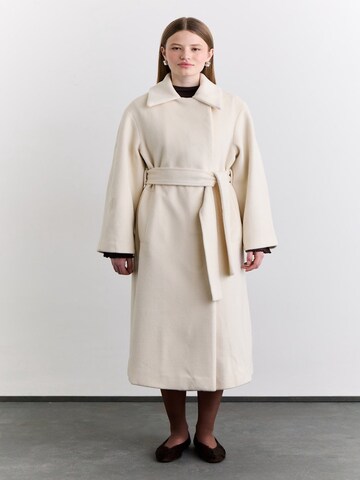 MANUKA Winter jacket in Beige