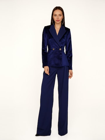 Blazer di Anushka in blu