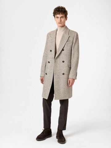 Antioch Between-seasons coat 'Yseult' in White