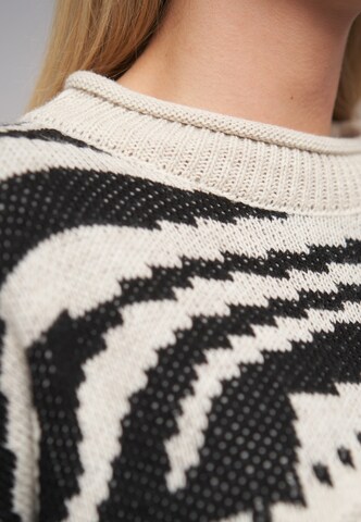 Cloud5ive Sweater in Beige