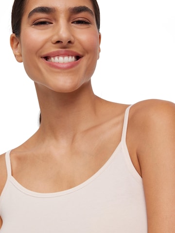 FALKE Undershirt in Beige