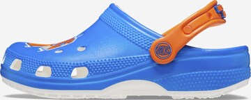 Crocs Puukengät & Crocs-jalkineet 'NBA New York Knicks' värissä sininen: edessä