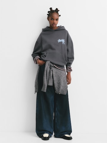 Pull&Bear Sweatshirt in Grey