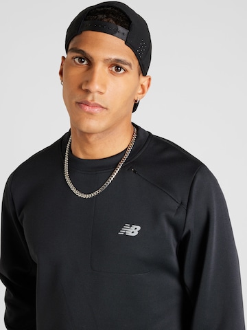new balance Αθλητική μπλούζα φούτερ σε μαύρο