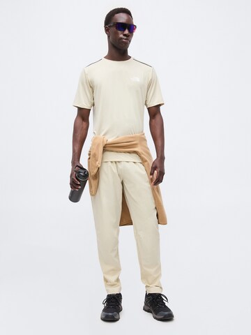 T-Shirt fonctionnel 'MOUNTAIN ATHLETICS' THE NORTH FACE en gris