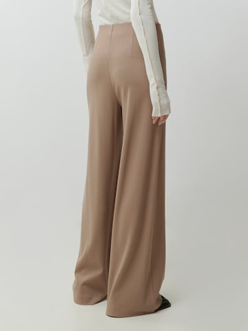 EDITED Wide Leg Hose 'Leva' in Braun