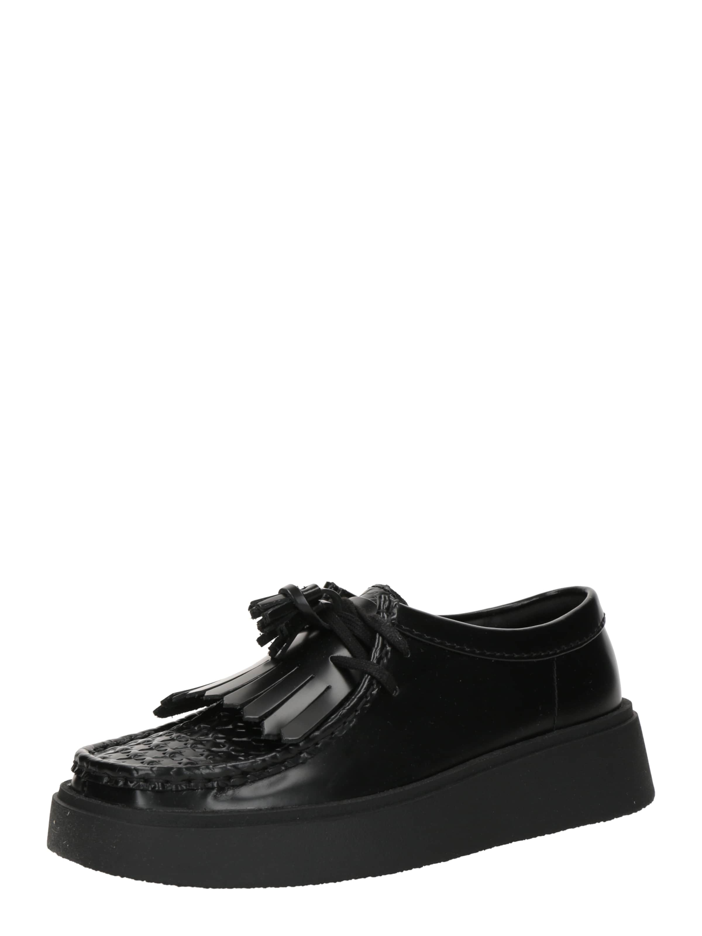 CLARKS Lace-up shoe 'Torview' in Black: front