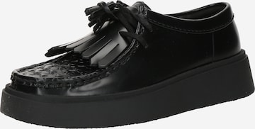 CLARKS - Zapatos con cordón 'Torview' en negro: frente