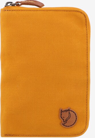 Fjällräven Wallet in Yellow: front