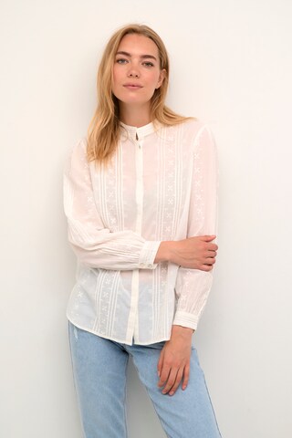 Cream Blouse 'Rihban ' in White: front