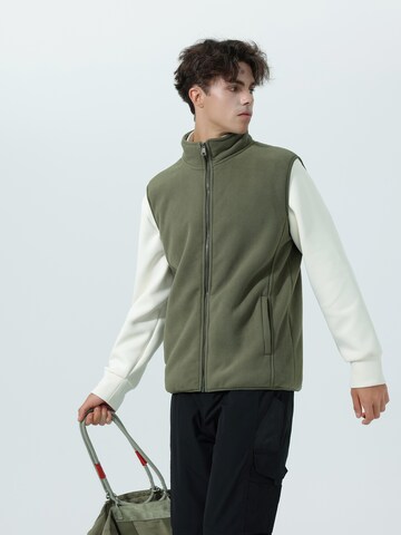 Youthup Vest in Green